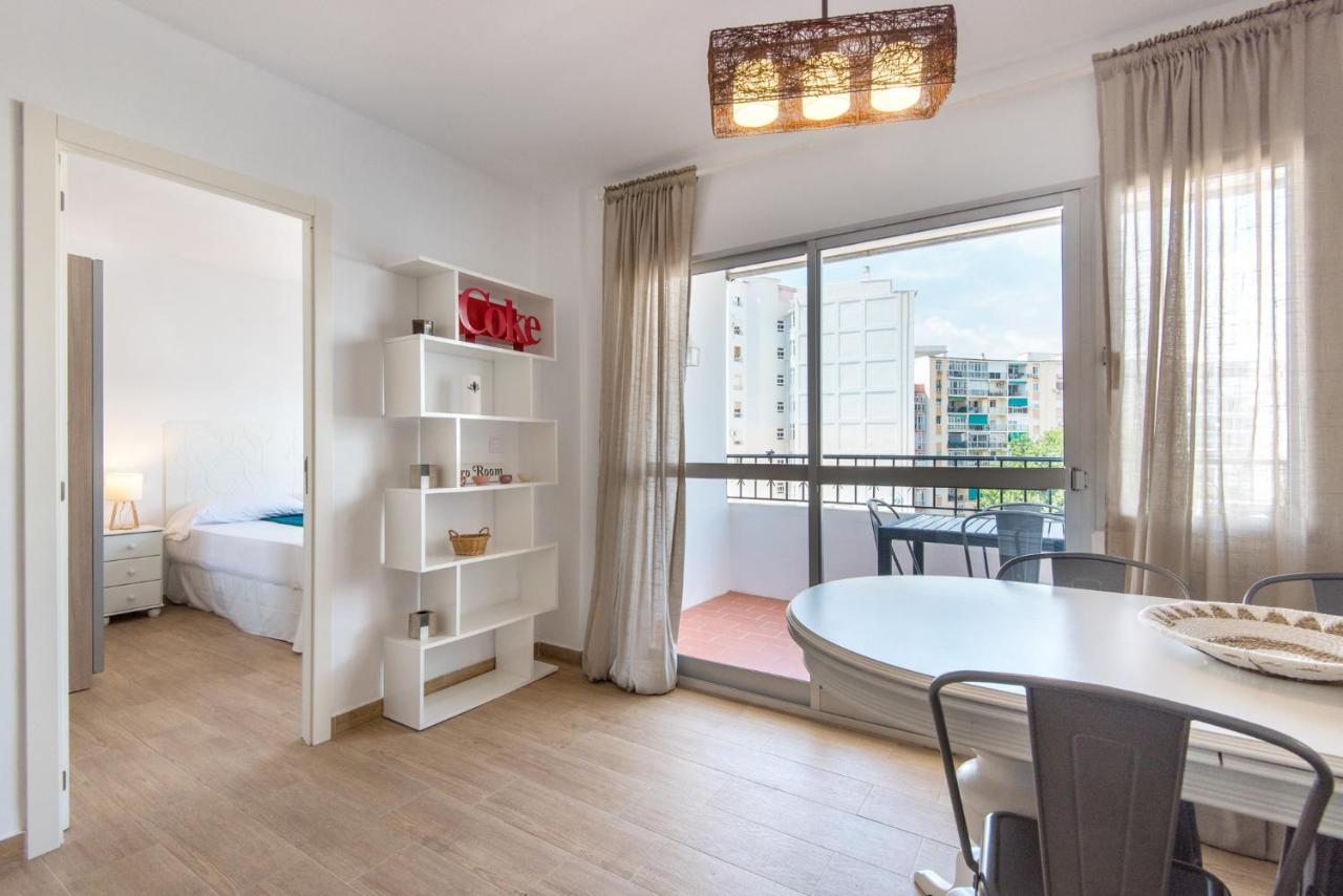 The 7Th Corner, Hugh Apartment Ideal For Groups 马拉加 外观 照片
