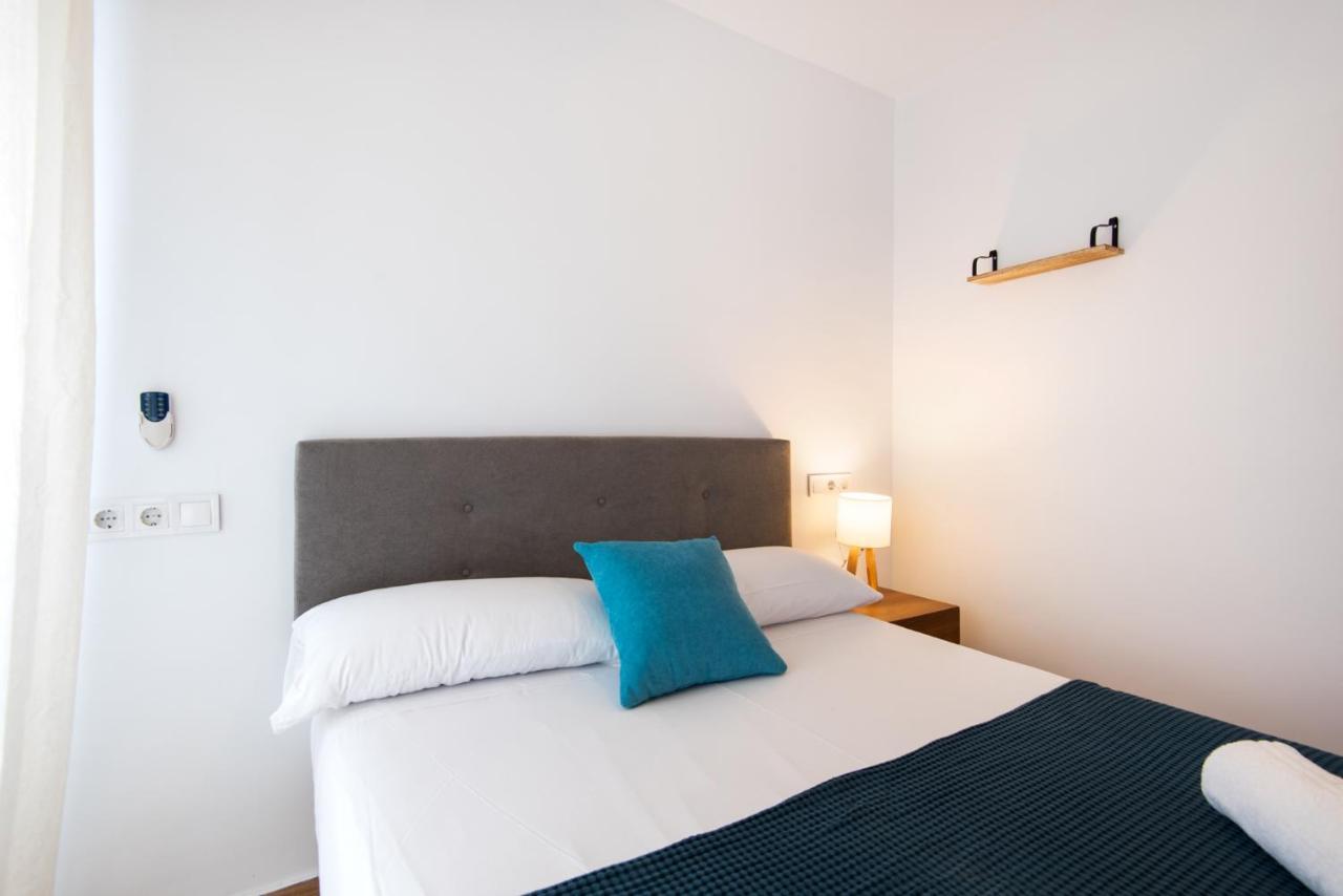 The 7Th Corner, Hugh Apartment Ideal For Groups 马拉加 外观 照片