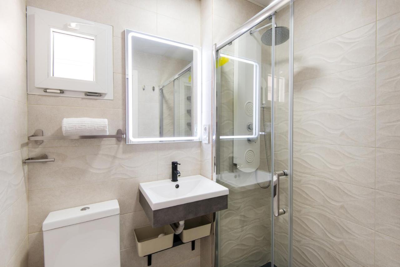 The 7Th Corner, Hugh Apartment Ideal For Groups 马拉加 外观 照片